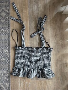 Forever 21 Black & White Gingham Tie-Strap Smocked Crop Top